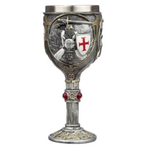 Διακοσμητικό goblet με έφιππο ιππότη Σταυροφόρο